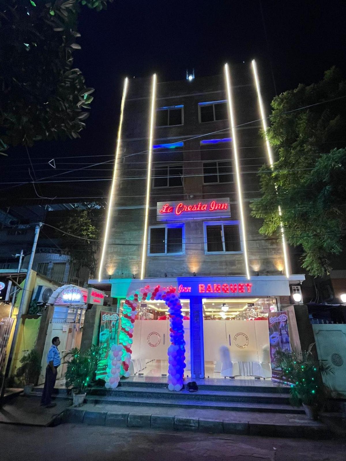 כלכותה La Cresta Inn מראה חיצוני תמונה